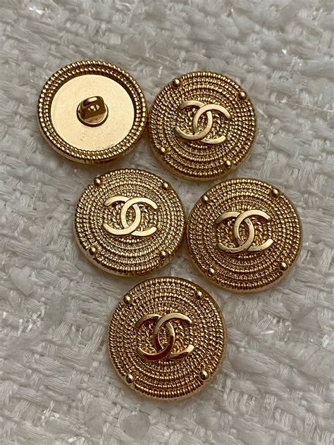 bouton chanel vintage|faux chanel buttons.